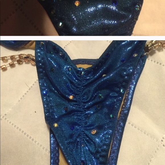 Ravish Sands custom competition bikini suit - Picture 4 of 4